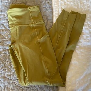 EUC Lululemon Fast and Free Nulux tight